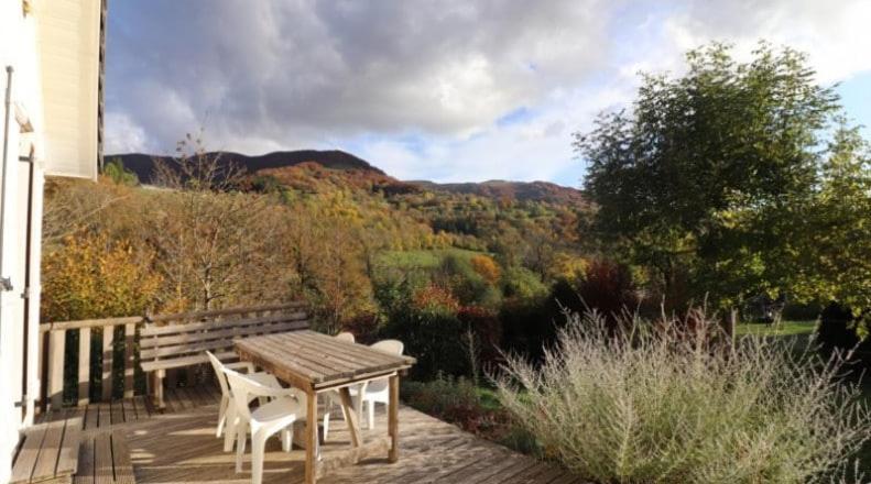 Cantal Gite Au Pied Du Griou Super Lioran Saint-Jacques-des-Blats Екстериор снимка